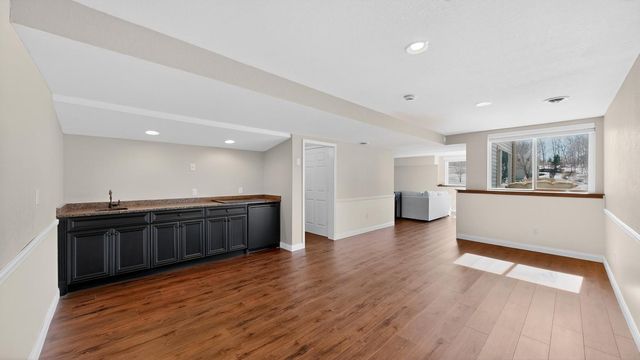 4823 Scenic Oak Drive SW, Rochester, MN 55902