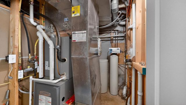 4823 Scenic Oak Drive SW, Rochester, MN 55902