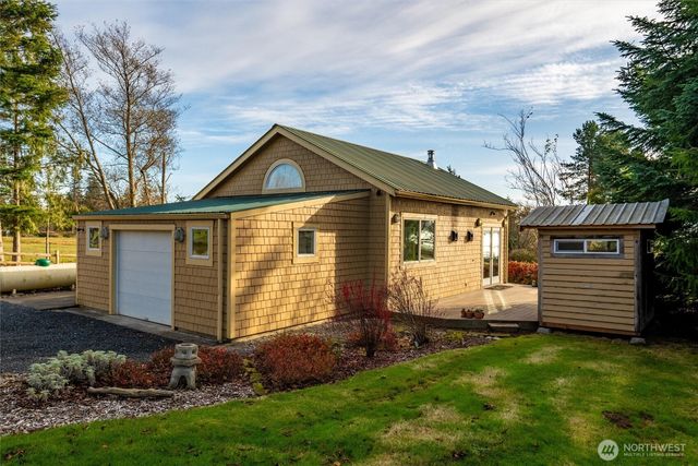 4065 Sunny Hill Lane, Lummi Island, WA 98262