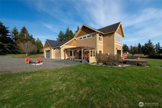 4065 Sunny Hill Lane, Lummi Island, WA 98262