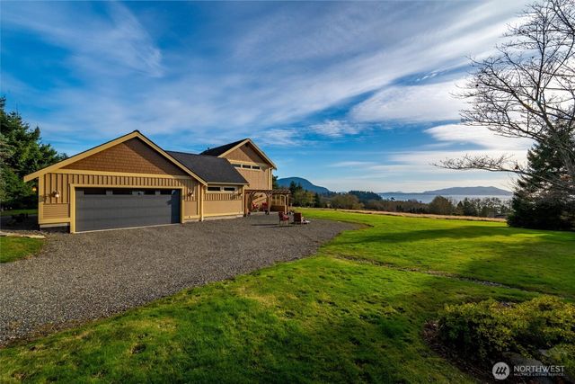 4065 Sunny Hill Lane, Lummi Island, WA 98262
