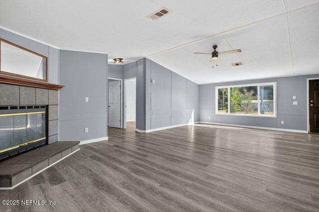 9899 BARBER Loop, Macclenny, FL 32063