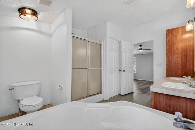 9899 BARBER Loop, Macclenny, FL 32063