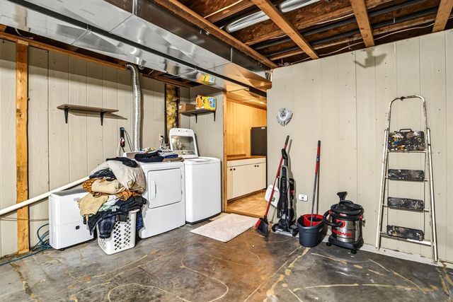 20515 105th Avenue, Cadott, WI 54727