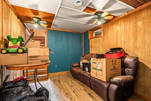 20515 105th Avenue, Cadott, WI 54727