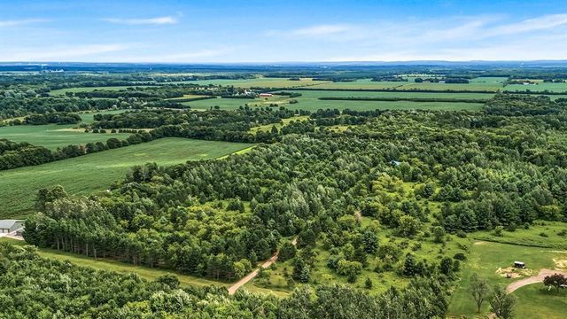 20515 105th Avenue, Cadott, WI 54727