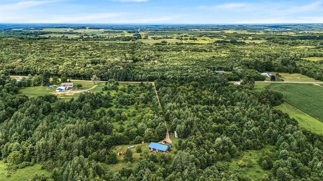 20515 105th Avenue, Cadott, WI 54727