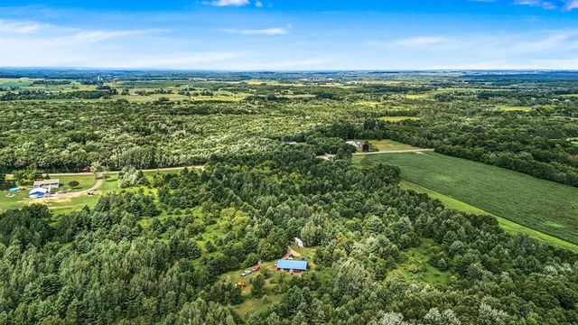 20515 105th Avenue, Cadott, WI 54727