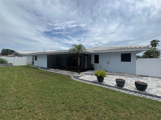 14665 CROWN DRIVE, Largo, FL 33774