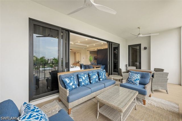 1135 3rd AVE S 319, Naples, FL 34102