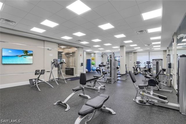 1135 3rd AVE S 319, Naples, FL 34102