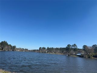 202 Sunset Lake Road, Huntsville, TX 77340