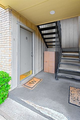 5808 Sandhurst Lane B, Dallas, TX 75206