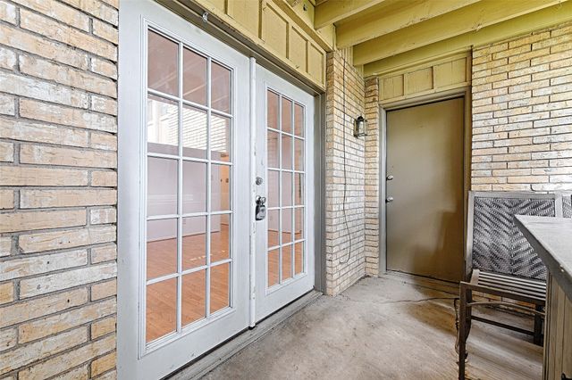 5808 Sandhurst Lane B, Dallas, TX 75206