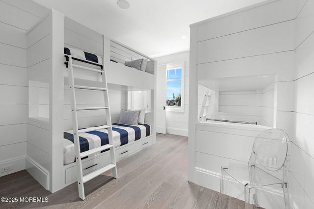 948 Lagoon Lane S, Mantoloking, NJ 08738