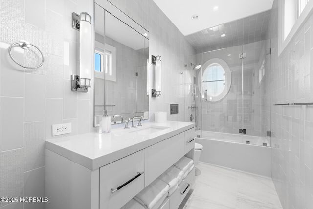 948 Lagoon Lane S, Mantoloking, NJ 08738