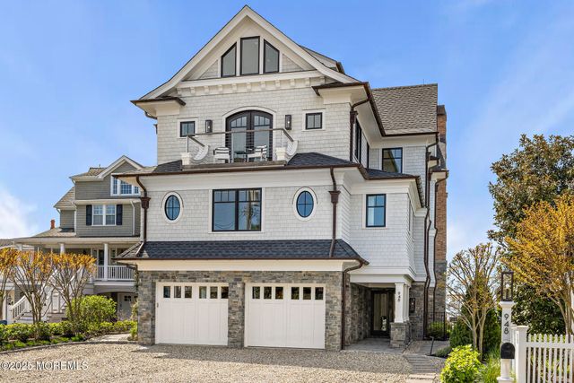 948 Lagoon Lane S, Mantoloking, NJ 08738