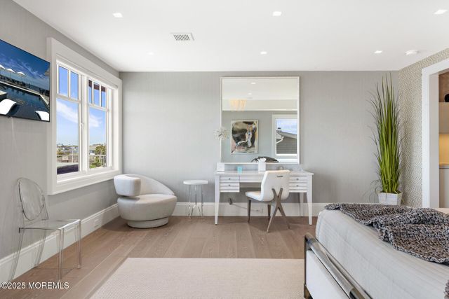 948 Lagoon Lane S, Mantoloking, NJ 08738