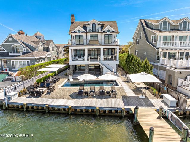 948 Lagoon Lane S, Mantoloking, NJ 08738