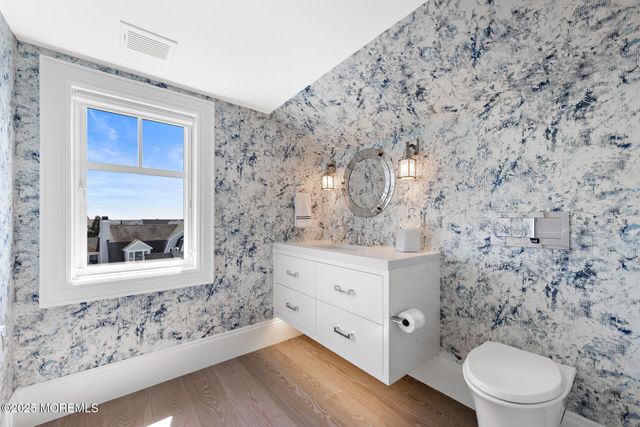 948 Lagoon Lane S, Mantoloking, NJ 08738