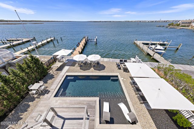 948 Lagoon Lane S, Mantoloking, NJ 08738