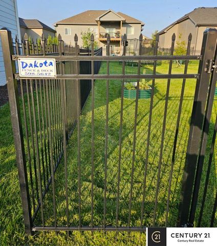 11005 S 176th Street, Omaha, NE 68136
