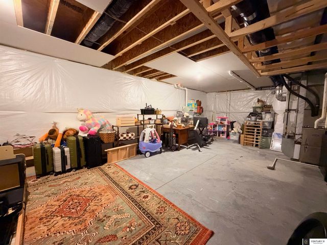 11005 S 176th Street, Omaha, NE 68136
