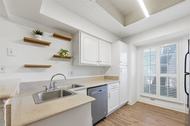 8600 Coppertowne Lane 2004, Dallas, TX 75243