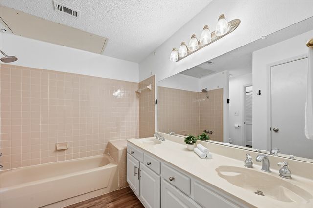 8600 Coppertowne Lane 2004, Dallas, TX 75243