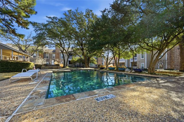 8600 Coppertowne Lane 2004, Dallas, TX 75243