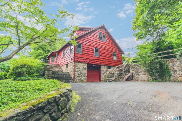 277 and 279 Candlewood Lake Road, Brookfield, CT 06804