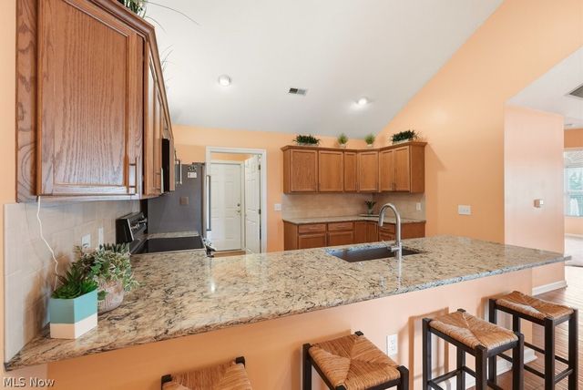 625 Crossings Circle, Tallmadge, OH 44278
