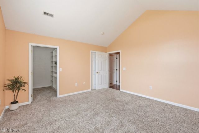 625 Crossings Circle, Tallmadge, OH 44278