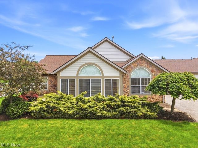 625 Crossings Circle, Tallmadge, OH 44278