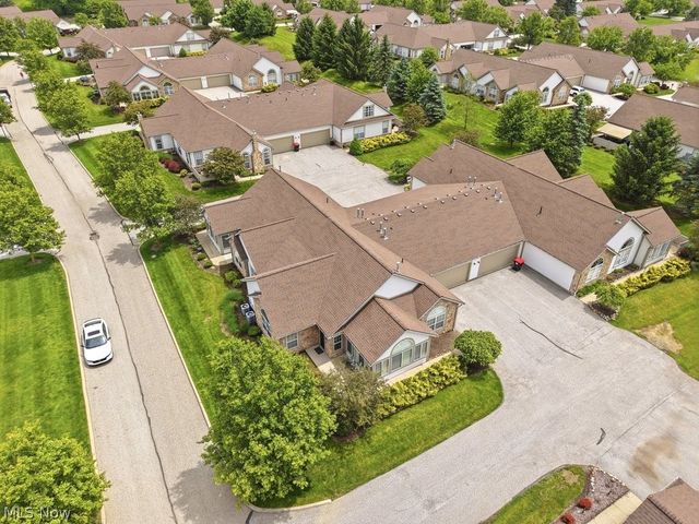 625 Crossings Circle, Tallmadge, OH 44278