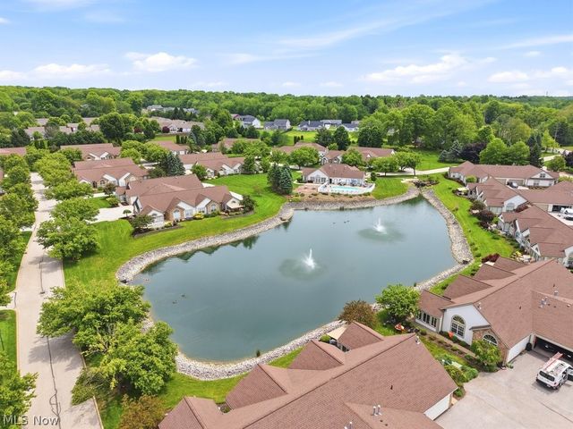 625 Crossings Circle, Tallmadge, OH 44278