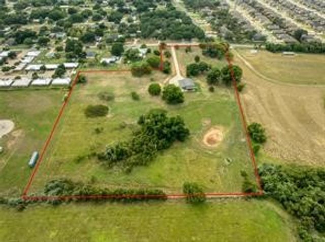210 Spring Branch Trail N, Springtown, TX 76082