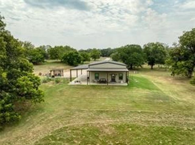 210 Spring Branch Trail N, Springtown, TX 76082