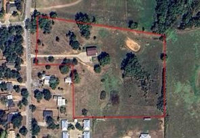 210 Spring Branch Trail N, Springtown, TX 76082