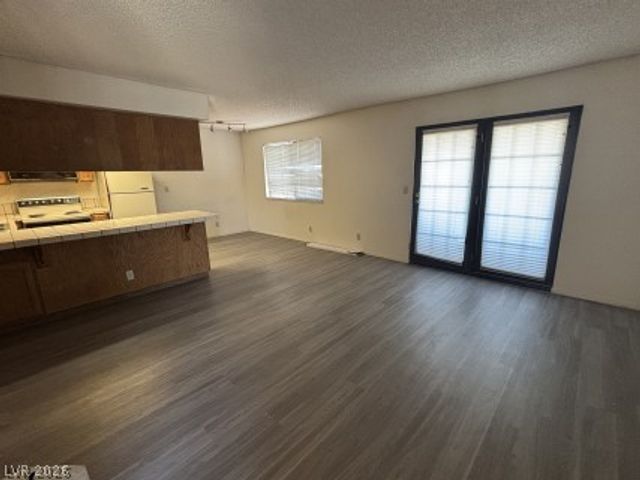 4181 Gannet Circle 241, Las Vegas, NV 89103