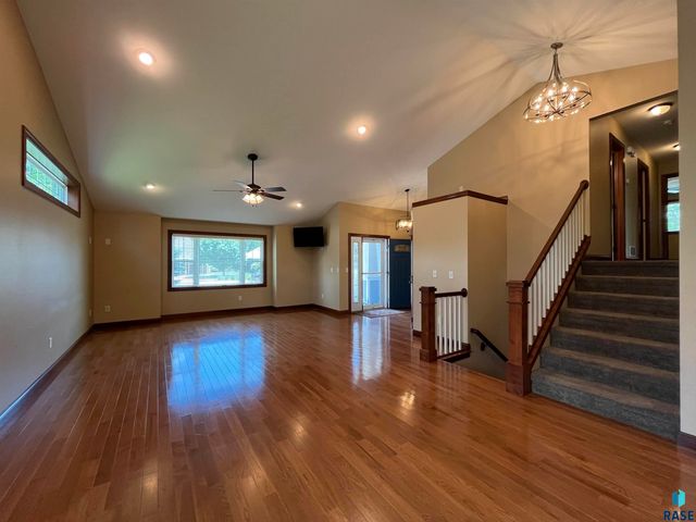 1130 Indian Hills Rd Road, Brookings, SD 57006