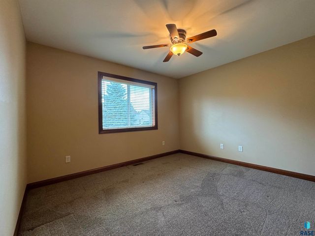 1130 Indian Hills Rd Road, Brookings, SD 57006