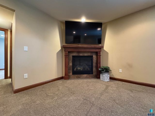 1130 Indian Hills Rd Road, Brookings, SD 57006