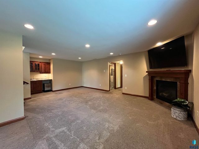 1130 Indian Hills Rd Road, Brookings, SD 57006