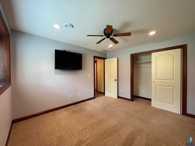 1130 Indian Hills Rd Road, Brookings, SD 57006
