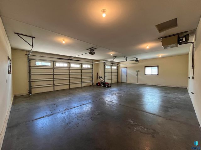 1130 Indian Hills Rd Road, Brookings, SD 57006