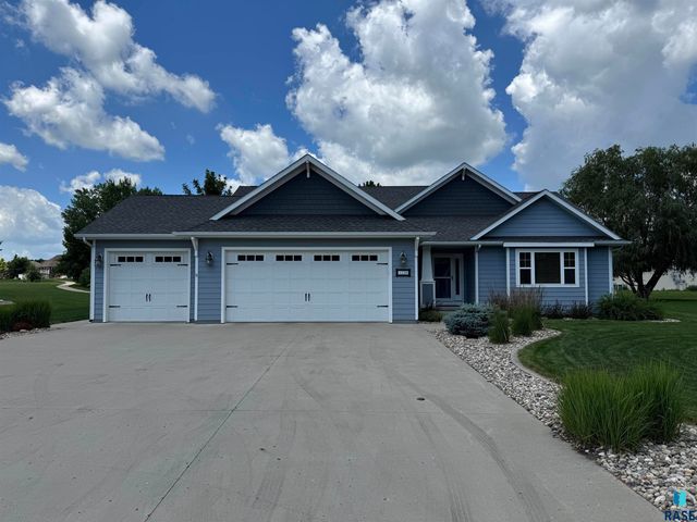 1130 Indian Hills Rd Road, Brookings, SD 57006