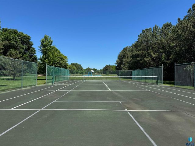 1130 Indian Hills Rd Road, Brookings, SD 57006