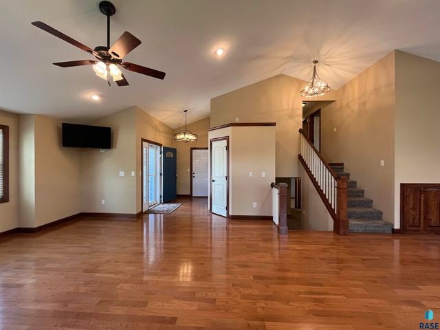 1130 Indian Hills Rd Road, Brookings, SD 57006