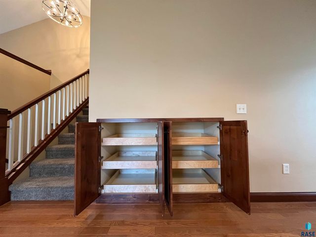 1130 Indian Hills Rd Road, Brookings, SD 57006